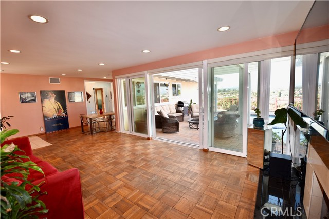 Detail Gallery Image 12 of 27 For 617 S Bradshawe, Monterey Park,  CA 91754 - 2 Beds | 1 Baths