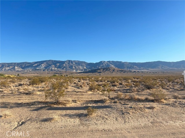 Detail Gallery Image 6 of 7 For 22 Clark St, Lucerne Valley,  CA 92356 - – Beds | – Baths