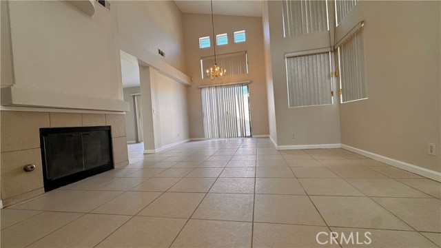 Detail Gallery Image 7 of 29 For 815 Alpine, Pomona,  CA 91767 - 3 Beds | 3 Baths