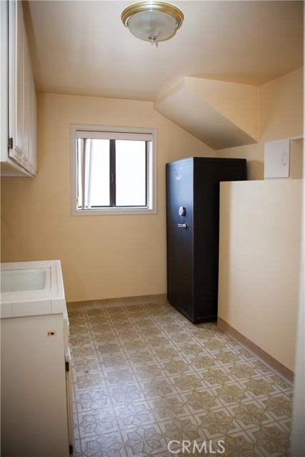 Detail Gallery Image 12 of 38 For 4109 Paseo De Las Tortugas, Torrance,  CA 90505 - 5 Beds | 3/1 Baths