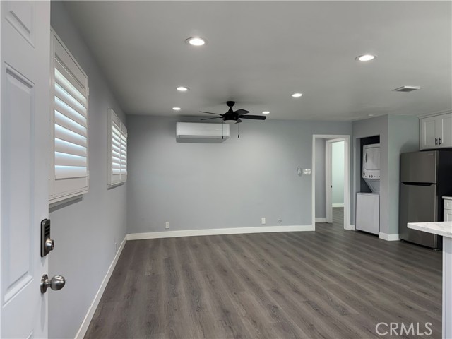 Detail Gallery Image 2 of 7 For 1533 W Laster #B,  Anaheim,  CA 92802 - 2 Beds | 1 Baths