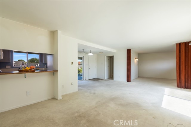 23026 Nadine Circle, Torrance CA: https://media.crmls.org/medias/816cf910-d08b-4718-9cee-9e715ef16c54.jpg