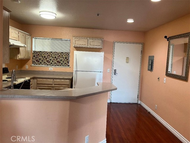 Detail Gallery Image 14 of 26 For 321 N Orange Ave #306,  Monterey Park,  CA 91755 - 2 Beds | 2 Baths