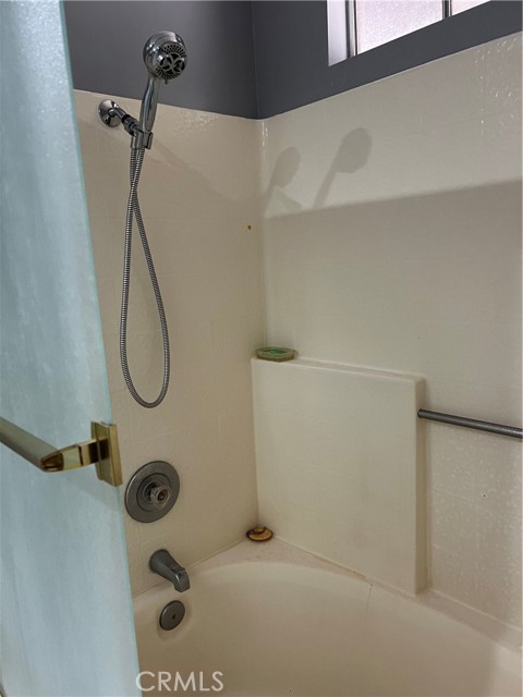 24931 Heil Drive, Moreno Valley CA: https://media.crmls.org/medias/816d3f16-6c87-4e10-9e86-58c6b161482b.jpg