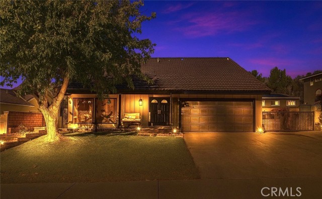 Detail Gallery Image 42 of 44 For 28975 Lotusgarden, Canyon Country,  CA 91387 - 4 Beds | 3 Baths