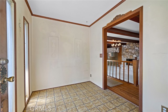 531 N Cherry Tree Lane, Anaheim CA: https://media.crmls.org/medias/816d52ff-1173-4cb8-9972-ea8245ee0c18.jpg