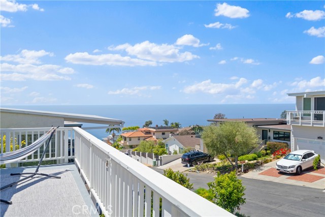 Detail Gallery Image 31 of 70 For 1044 Noria St, Laguna Beach,  CA 92651 - 4 Beds | 3/1 Baths