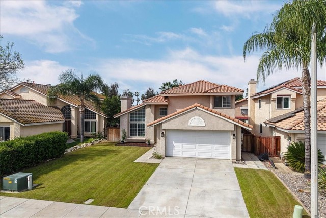 Detail Gallery Image 4 of 61 For 29855 Corte Cruzada, Menifee,  CA 92584 - 4 Beds | 3 Baths