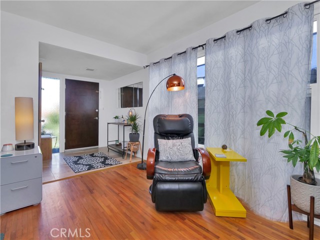 1714 Belmont Lane, Redondo Beach, California 90278, 3 Bedrooms Bedrooms, ,1 BathroomBathrooms,Residential,Sold,Belmont,PV21205045