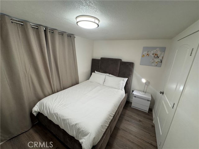 Detail Gallery Image 11 of 20 For 40419 Big Bear Bld, Big Bear Lake,  CA 92315 - 3 Beds | 2 Baths