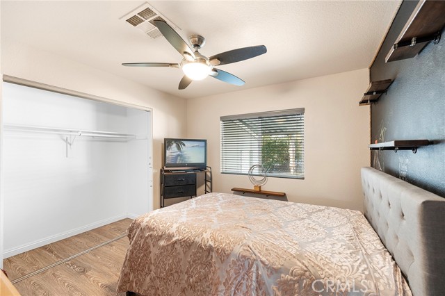 Detail Gallery Image 11 of 34 For 22615 via Santana, Nuevo,  CA 92567 - 3 Beds | 2 Baths