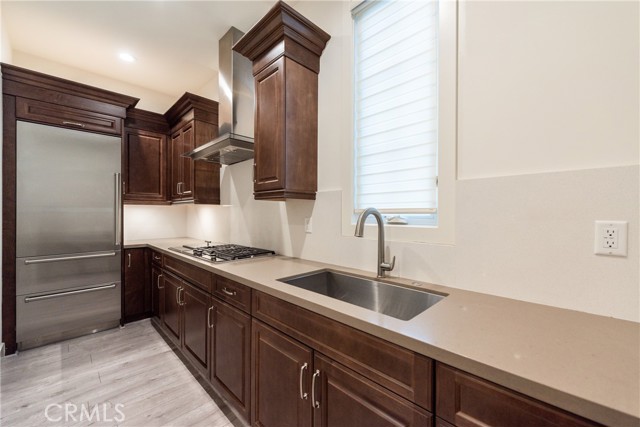 Detail Gallery Image 4 of 25 For 93 Spacial, Irvine,  CA 92618 - 5 Beds | 5/1 Baths