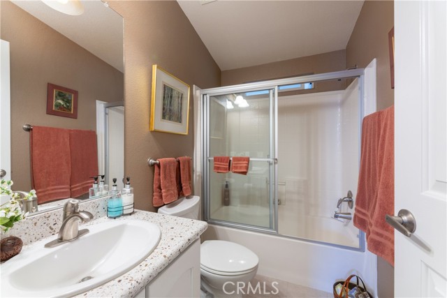 Detail Gallery Image 23 of 40 For 10681 Oak St #107,  Los Alamitos,  CA 90720 - 2 Beds | 2 Baths