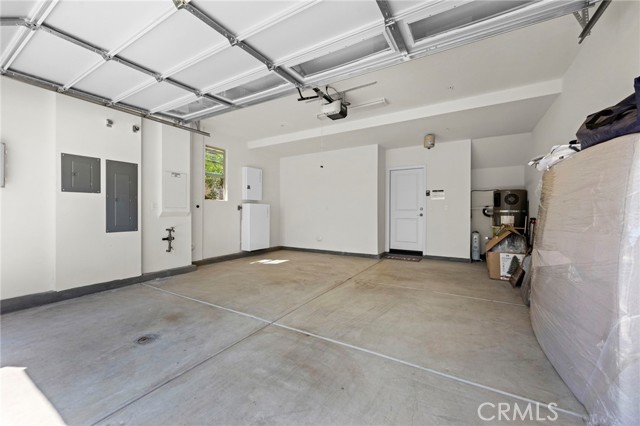181 Moonflower Road, Rancho Mission Viejo CA: https://media.crmls.org/medias/8171e3f7-fa87-4546-9ad9-851c926a258a.jpg
