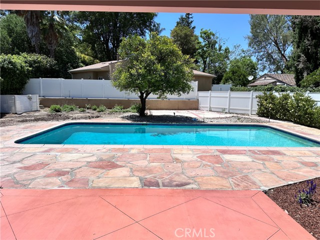 Detail Gallery Image 1 of 47 For 5369 Topeka Dr, Tarzana,  CA 91356 - 3 Beds | 2/1 Baths