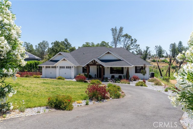 Detail Gallery Image 2 of 33 For 212 Valley View Dr, Paradise,  CA 95969 - 4 Beds | 2/1 Baths