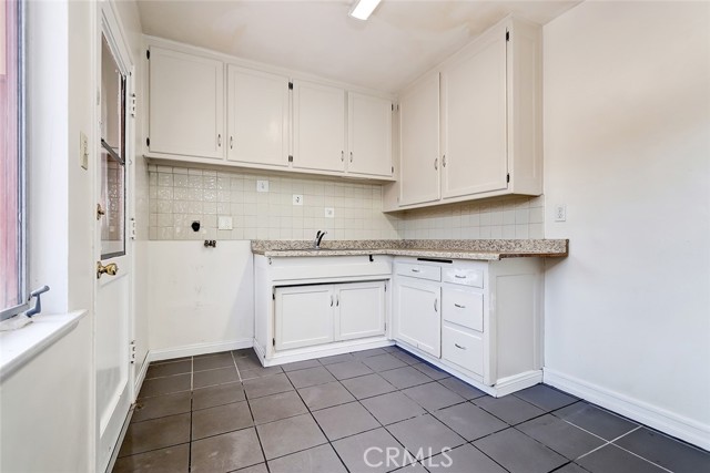 2704 182nd Street, Redondo Beach, California 90278, 3 Bedrooms Bedrooms, ,1 BathroomBathrooms,Residential,Sold,182nd,SB21212464