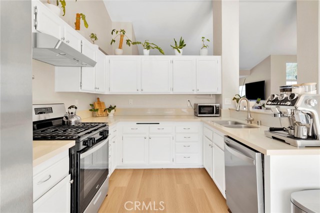 Detail Gallery Image 17 of 39 For 13641 Luna Rd, Victorville,  CA 92392 - 3 Beds | 2 Baths