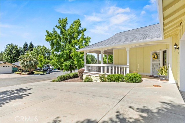 17 Pleasant Oak Lane, Oroville CA: https://media.crmls.org/medias/8172f41a-ed23-476a-a22b-d2ba1f36d31f.jpg