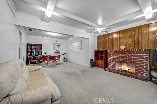 2857 W Avenue 33, Los Angeles CA: https://media.crmls.org/medias/81730678-9f32-4c88-b225-82e0cc92a2de.jpg