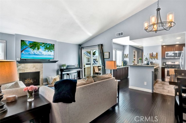 Detail Gallery Image 1 of 32 For 6223 Newhaven Ct #122, Yorba Linda,  CA 92887 - 2 Beds | 2 Baths