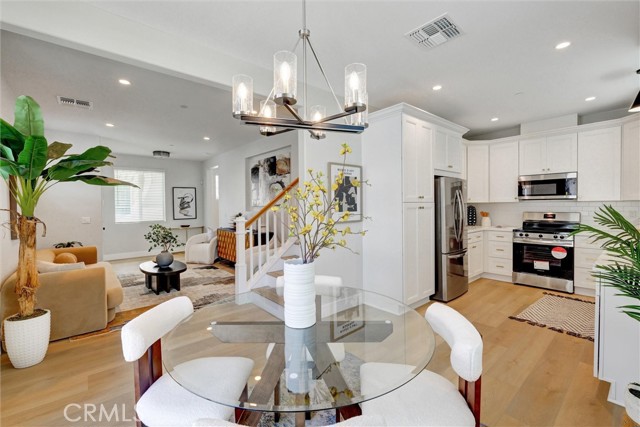 Detail Gallery Image 10 of 36 For 617 E Walnut Ave, Monrovia,  CA 91016 - 3 Beds | 3 Baths