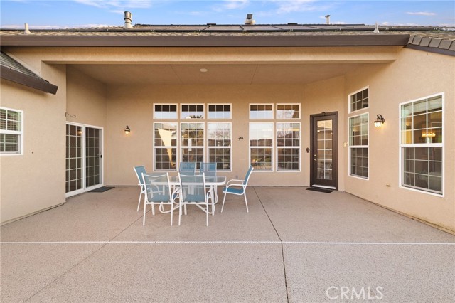 Spacious covered patio