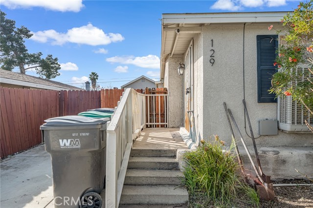 Detail Gallery Image 2 of 15 For 1291 N Almond Way, Banning,  CA 92220 - 3 Beds | 2 Baths