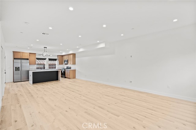 Detail Gallery Image 7 of 29 For 6747 Pickering #B,  Whittier,  CA 90601 - 3 Beds | 2/1 Baths