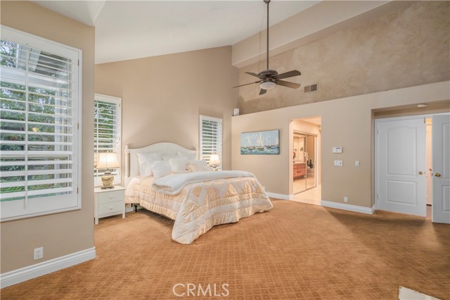369 Ashbury Lane, Upland CA: https://media.crmls.org/medias/8176c073-ba0e-470b-9a9e-68dcc5bc9923.jpg