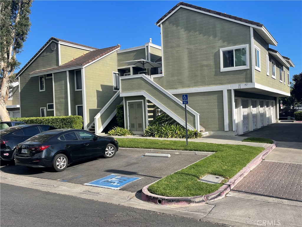 32 Laurel Lane