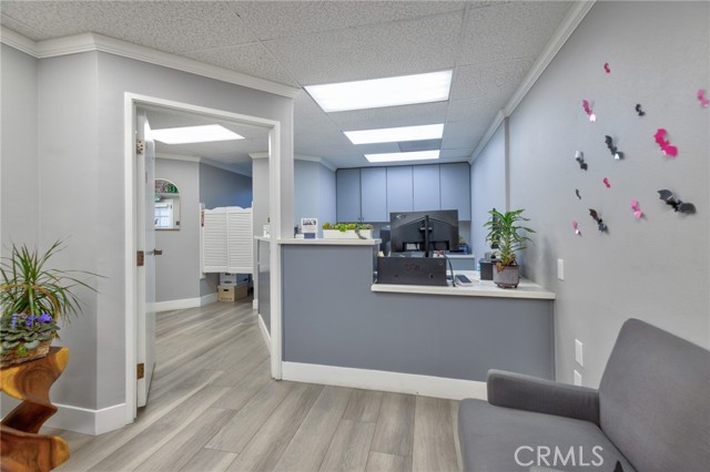 Image 3 of 52 For 16336 Whittier