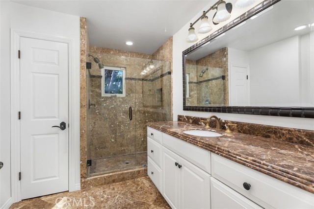 31719 Coast Highway, Laguna Beach CA: https://media.crmls.org/medias/8179ce04-9b58-4a55-9fad-72843383bb11.jpg