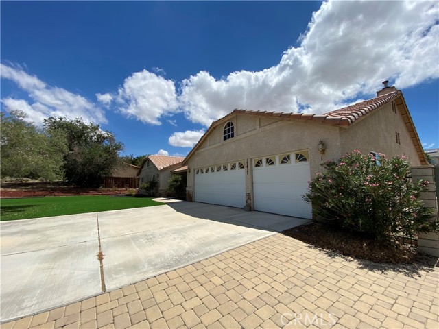 19417 Oneida Court, Apple Valley, CA, 92307 19417 Oneida Court, Apple Valley, CA, 92307