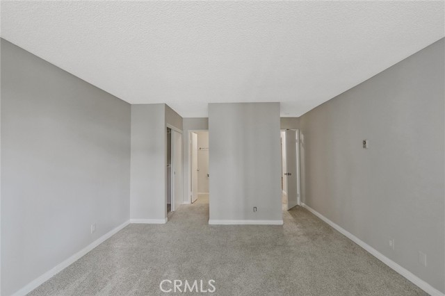 Detail Gallery Image 16 of 29 For 2522 Clairemont Dr #203,  San Diego,  CA 92117 - 2 Beds | 2 Baths