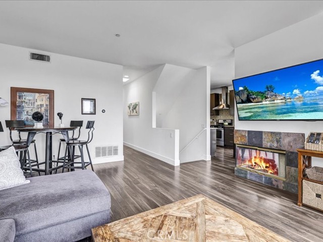 3405 S El Camino Real, San Clemente CA: https://media.crmls.org/medias/817b391d-0754-4aa4-b652-2e46b025ad7b.jpg