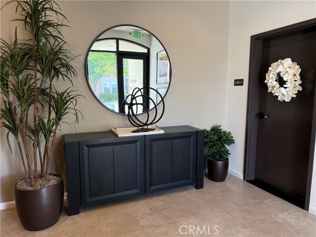 Detail Gallery Image 5 of 5 For 240 Buena Vida, Brea,  CA 92823 - 2 Beds | 2 Baths