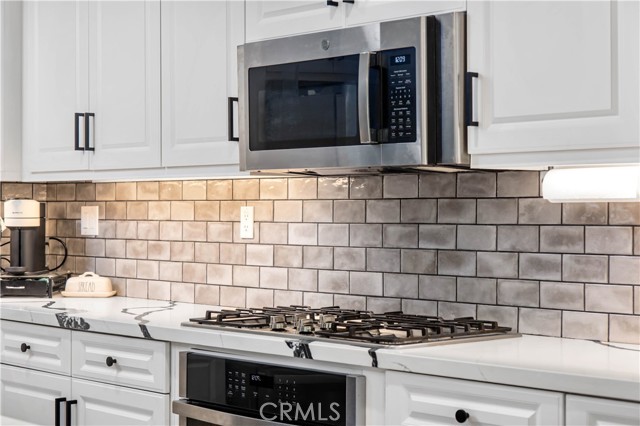29427 Studio Drive, Menifee CA: https://media.crmls.org/medias/817be248-a737-4579-a00e-930d1226b3a0.jpg