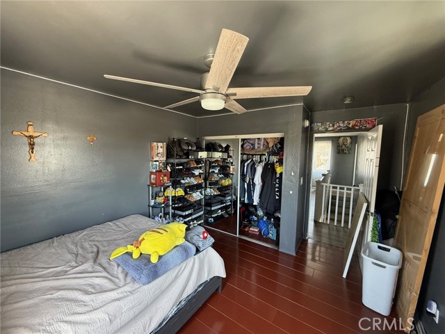 413 W 109th Place, Los Angeles CA: https://media.crmls.org/medias/817c107f-6ea7-47d8-94fd-211181864667.jpg