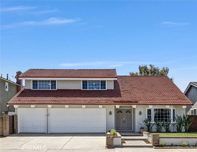 24301 Via Madrugada, Mission Viejo CA: https://media.crmls.org/medias/817c2ada-0cf9-4957-9aad-77da14c16727.jpg