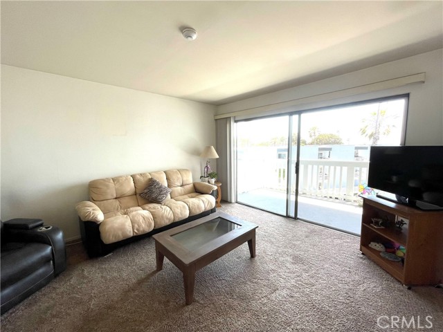650 The Village, Redondo Beach CA: https://media.crmls.org/medias/817ccc28-cdfe-401a-accb-1475d0c6616f.jpg