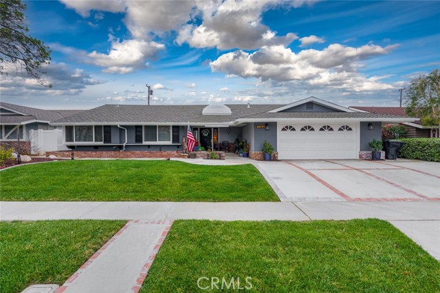 Detail Gallery Image 1 of 75 For 914 Skymeadow Dr, Placentia,  CA 92870 - 3 Beds | 2 Baths