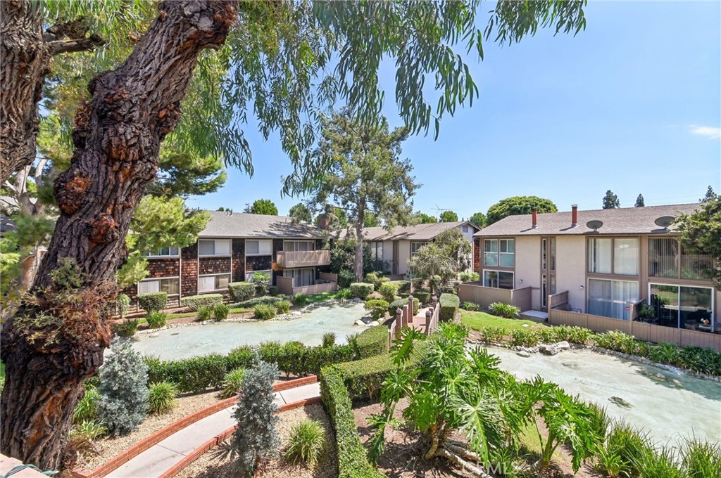 1044 Cabrillo Park Drive #G