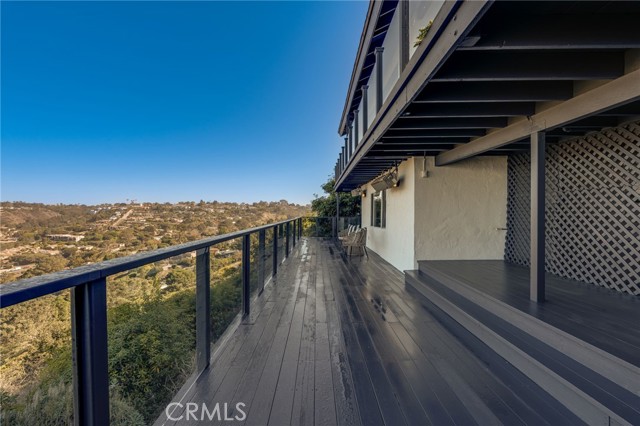 Detail Gallery Image 23 of 29 For 7655 Caminito Avola, La Jolla,  CA 92037 - 4 Beds | 2/1 Baths