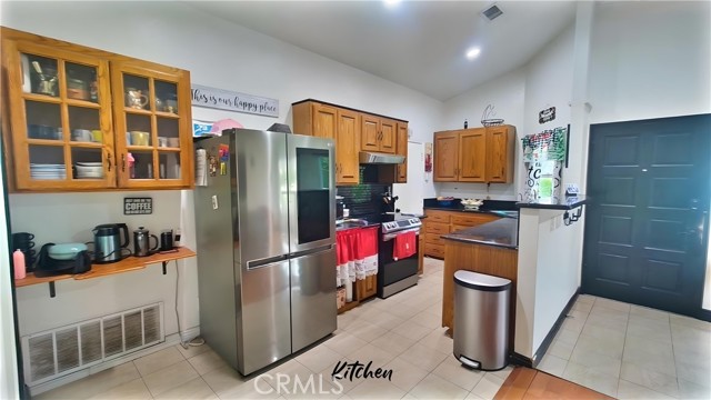 11622 Remington Street, Sylmar CA: https://media.crmls.org/medias/817d5f53-5aa9-41bc-a985-507091f1b716.jpg