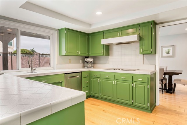 Detail Gallery Image 11 of 37 For 3661 Wisteria, Seal Beach,  CA 90740 - 4 Beds | 3 Baths