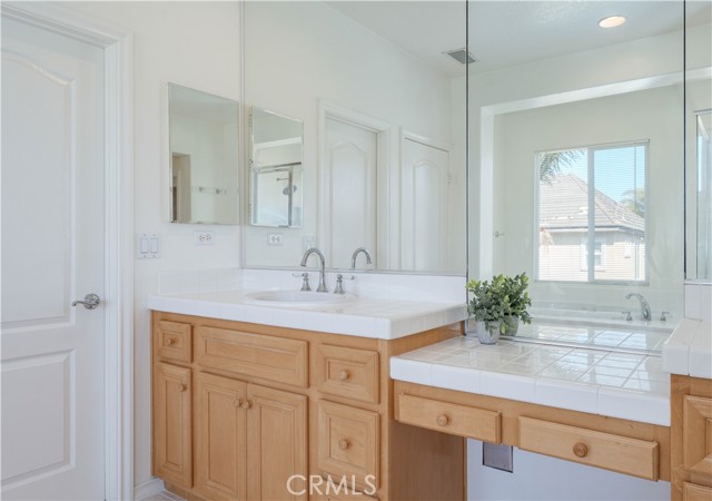 Detail Gallery Image 32 of 65 For 7371 Siena Dr, Huntington Beach,  CA 92648 - 4 Beds | 3/1 Baths