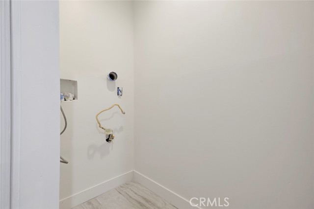 Detail Gallery Image 24 of 33 For 10624 Mcclemont Ave, Tujunga,  CA 91042 - 3 Beds | 3 Baths