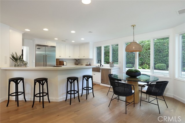 Detail Gallery Image 7 of 23 For 1827 Port Westbourne Pl, Newport Beach,  CA 92660 - 4 Beds | 3 Baths