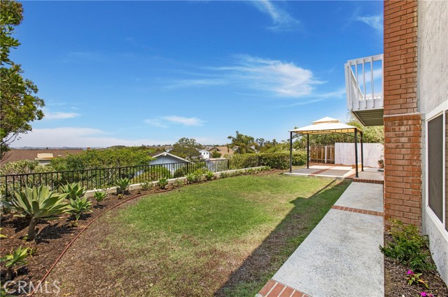 2220 Port Aberdeen Place, Newport Beach CA: https://media.crmls.org/medias/8180cf09-73c3-4ffc-aabd-605cb84c82a6.jpg